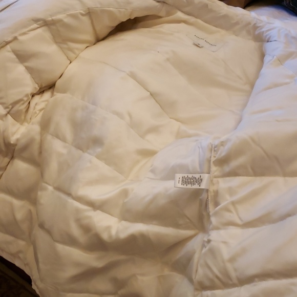 Banana Republic Down Coat - Picture 6 of 7